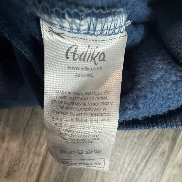 Adika Heartbreaking Champions HB Graphic Crewneck Sweatshirt Blue Medium - Picture 5 of 6